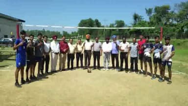 ਪਠਾਨਕੋਟ: ਖੇਡਾਂ ਵਤਨ ਪੰਜਾਬ ਸੀਜਨ-2 ਅਧੀਨ ਜਿਲ੍ਹਾ ਪਠਾਨਕੋਟ ਦੇ ਬਲਾਕ ਪਠਾਨਕੋਟ ਲਮੀਨੀ ਸਟੇਡੀਅਮ ਬਲਾਕ ਪੱਧਰੀ ਖੇਡਾਂ ਦਾ ਕੀਤਾ ਸਮਾਪਨ