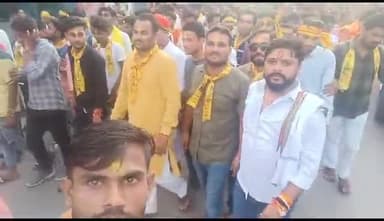 आज #श्री_कृष्ण_जन्माष्टमी के शुभअवसर पर #विश्व_हिन्दू_परिषद_बजरंग_दल के द्वारा भगवान श्री कृष्ण जी की भव्य शोभायात्रा