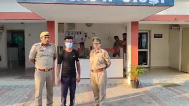 सहारनपुर: थाना मंडी एंटी रोमियो पुलिस टीम ने महिलाओं युवतियों पर फबतिया कसनेे वाले एक मनचले को प्रताप नगर चौराहे से किया गिरफ्तार