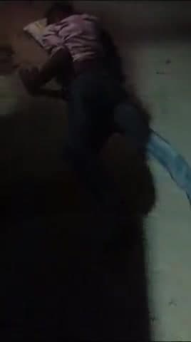 जलेसर: जोन्डियर एजेंसी के पास तेज रफ्तार बाइक के अनियंत्रित होकर फिसलने से बाइक सवार हुआ घायल