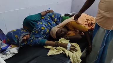 अररिया: सतबीट्टा गाँव मे बच्चों के बीच हुये विवाद में हुई मारपीट की घटना में दूसरे पक्ष की भी दो महिलाएं घायल अस्पताल में भर्ती