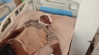 मुरादाबाद: रेलवे स्टेशन के प्लेटफॉर्म नंबर-4 पर एक व्यक्ति घायल अवस्था में मिला, जीआरपी ने जिला अस्पताल में कराया भर्ती