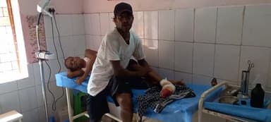 ବିରିଡି: ହାଜିପୁର ଅଷ୍ଟଶମ୍ଭୁ ରାସ୍ତାରେ ଜଣେ ବୃଦ୍ଧଙ୍କ ପାଦ ଉପରେ ଚଢ଼ିଗଲା ଏଆରଏସଏସ ହାଇୱା, ଘଟଣାସ୍ଥଳରେ ଉତ୍ତେଜନା ସୃଷ୍ଟି