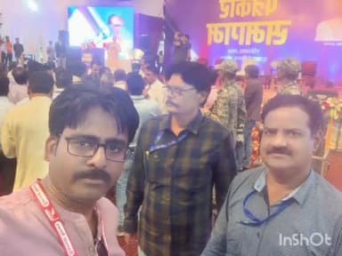 टीकमगढ़: भोपाल में आयोजित पत्रकार समागम कार्यक्रम में शामिल हुए टीकमगढ़ के पत्रकार, मुख्यमंत्री शिवराज सिंह चौहान से की मुलाकात