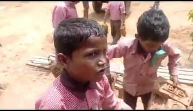 जलेसर: बच्चों से मजदूरी कराने वाले वायरल वीडियो के मामले में प्राथमिक विद्यालय अल्लेहपुर के शिक्षक को BSA ने किया निलंबित