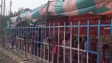 ਜਲੰਧਰ 1: ਅੱਡਾ ਹੁਸ਼ਿਆਰਪੁਰ ਫਾਟਕ ਵਿਖੇ ਗੁੱਗਾ ਜਾਹਰ ਵੀਰ ਦਾ ਮੇਲਾ ਕਰਵਾਇਆ ਗਿਆ , ਸੰਗਤਾਂ ਹੋਈਆਂ ਨਤਮਸਤਕ