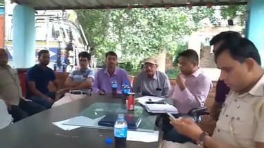 दरौंधा: महावीरी मेला को लेकर दारौंदा थाना परिसर में हुईं शांति समिति की बैठक दिए गए आवश्यक दिशा निर्देश