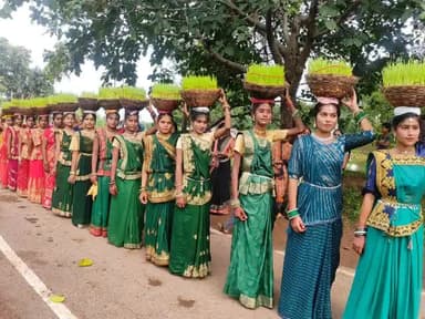 बेमेतरा: जौंग गाँव में परंपरागत तरीके से हुआ भोजली विसर्जन बड़ी संख्या में ग्रामीण रहे मौजूद