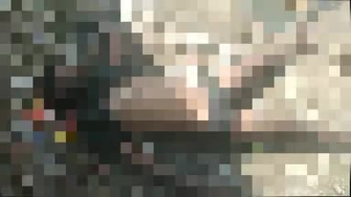 कहरा: सदर थाना के गांधी पथ के गंदे नाली में गिरा एक युवक हुई मौत। पुलिस जुटी युवक की पहचान जांच में।