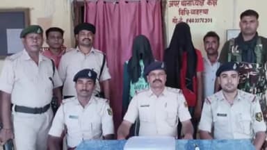 चनपटिया: घर में घुसकर चोरी करने वाले दो गिरफ्तार चोरों के पास से हथियार कारतूस और मोबाइल जप्त।