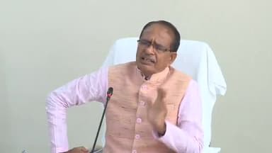 हुज़ूर: CM शिवराज ने कमिश्नर, आईजी व कलेक्टर-एस.पी. कॉन्फ्रेंस को समत्व भवन में वर्चुअली संबोधित कर आवश्यक दिशा निर्देश दिए