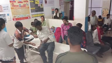 महासमुंद: NH-53 पर दर्री पड़ाव के पास ट्रक की टक्कर से ट्रैक्टर पलटा, 30 लोग घायल