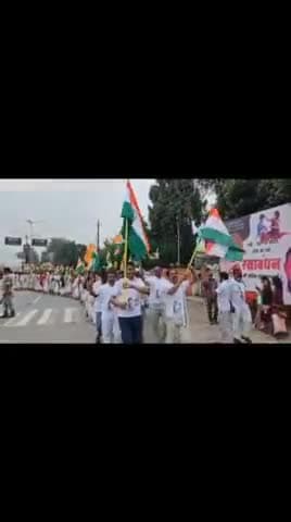 #भारतजोडोयात्रा की प्रथम वर्षगांठ पे केबिनेट मंत्री मोहन मरकाम के नेतृत्व में कोंडागांव कांग्रेस ने निकाली यात्रा