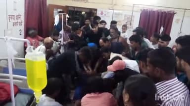 हाथरस: मोहल्ला रमनपुर में देर रात जन्माष्टमी के उपलक्ष मे मंदिर को सजा रहा युवक करंट की चपेट में आकर हुआ घायल