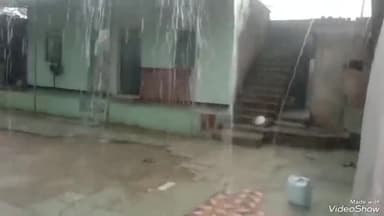 सुनेल: मौसम विभाग द्वारा जारी किए गए येलो अलर्ट के चलते सुनेल में मूसलाधार बारिश का दौर जारी, सड़कों पर आया नालों का पानी