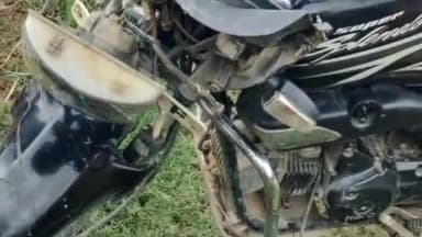 तिलौथू: बाबूगंज काली मंदिर के पास सड़क दुर्घटना में 3 लोग हुए घायल