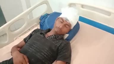 मुरादाबाद: बिलारी थाना क्षेत्र में तेज रफ्तार बाइक अनियंत्रित होकर डिवाइडर से टकराई, बाइक सवार युवक हुआ घायल