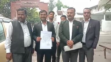 मुरादाबाद: हिंदू धर्म को लेकर अभद्र टिप्पणी के मामले में दि बार एसोसिएशन एंड लाइब्रेरी के अधिवक्ताओं ने सिविल लाइन थाने में तहरीर