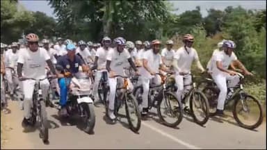 रेवाड़ी: ‘ड्रग फ्री हरियाणा’ संदेश के साथ रेवाड़ी जिले में दाखिल हुई साइक्लोथॉन यात्रा, जाट सायरावास गांव में किया गया स्वागत