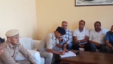 कुमारसैन: विश्रामगृह कुमारसैन में रोड सेफ्टी क्लब की बैठक का किया गया आयोजन