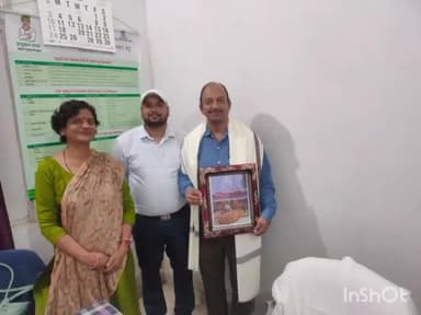 लखीसराय: भारतीय कृषि सांख्यिकी अनुसंधान नई दिल्ली के प्रधान वैज्ञानिक को जिला पशुपालन पदाधिकारी ने लखीसराय में किया सम्मानित