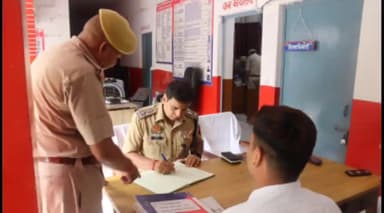 इटावा: समाधान दिवस पर सिविल लाइन थाने में पहुंचकर एसएसपी ने फरियादियों की सुनी समस्यायें, दिया आश्वासन