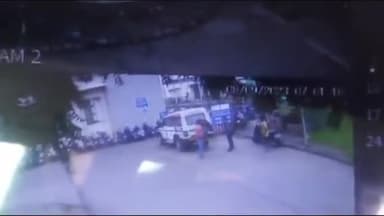 जबलपुर: एंबुलेंस संचालकों की मेडिकल अस्पताल में मनमानी मारपीट मामला, पुलिस अधीक्षक कार्यालय पहुंच कर दी शिकायत