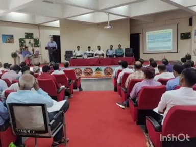 टीकमगढ़: कृषि महाविद्यालय टीकमगढ़ के सभाकक्ष में मास्टर ट्रेनर प्रशिक्षण कार्यक्रम का हुआ आयोजन