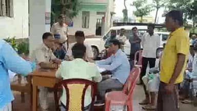 जलालगढ़: जलालगढ़ थाना परिसर में आयोजित  जनता दरबार में चार मामलों में तीन मामलों का.हुआ  निष्पादन।