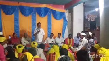 आठनेर: ग्राम बाकुड़ढाना पहुंचे क्षेत्रीय विधायक से ग्रामीणों ने की मुलाकात, 24 घंटे बिजली एवं सीसी रोड की मांग उठाई