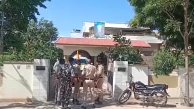 తాడేపల్లిగూడెం: పట్టణంలో టీడీపీ నేత వలవల బాబ్జిని ఆయన నివాసంలో గృహ నిర్బంధం చేసిన పోలీసులు