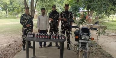 हरलाखी: पिपरौन एसएसबी कैंप के जवानों द्वारा नशीली दवाओं के साथ गिरफ्तार धंधेबाज को हरलाखी पुलिस ने न्यायिक हिरासत में भेजा