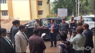 बांदा: जिला विधिक सेवा प्राधिकरण में लोक अदालत का न्यायमूर्ति शमीम अहमद ने किया उद्घाटन