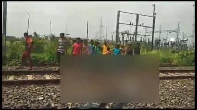 बिहार: बिहारशरीफ नालंदा रेलवे ट्रैक पर सिर कटा हुआ एक युवक का शव हुआ बरामद, जांच में जुटी पुलिस