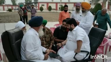 ਸ਼ਾਹਕੋਟ: ਹਲਕਾ ਸ਼ਾਹਕੋਟ ਦੇ ਬਲਾਕ-1 ਵਿੱਚ ਆਪ ਕੋਆਰਡੀਨੇਟਰ ਕਾਕੂ ਆਹਲੂਵਾਲੀਆ ਤੇ ਆਪ ਹਲਕਾ ਇੰਚਾਰਜ ਰਤਨ ਸਿੰਘ ਨੇ ਵਲੰਟੀਅਰਾਂ ਨਾਲ ਕੀਤੀ ਮੀਟਿੰਗ