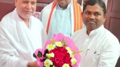 रामनगर: PM व CM संत है, इन्होंने देशवासियों पर सब कुछ न्योछावर किया है: संत कबीर अध्यात्म संस्थान में सांसद उपेंद्र सिंह रावत