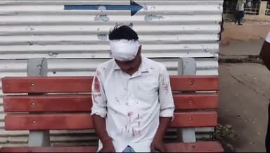 अलवर: ट्रांसपोर्ट नगर स्टैंड पर ई रिक्शा चालक का एक युवक ने ईट मार कर सिर फोड़ा, गंभीर रूप से हुआ घायल जिला अस्पताल में भर्ती