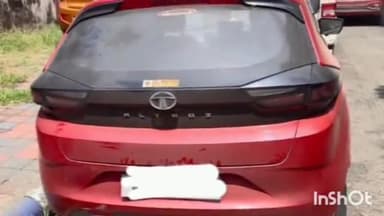 কলকাতা: গতকাল গভীর রাতে নিউটাউন সংলগ্ন এলাকা থেকে কোকেন-সহ ৭ জনকে গ্রেফতার করে বেঙ্গল পুলিশের STF, ধৃতদের আজ আদালতে পেশ করা হবে