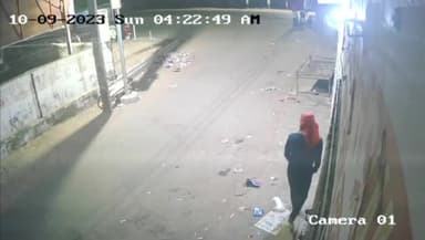 नोखा: नोखा में शराब ठेके से ₹8.50 लाख चोर ने किए चोरी, CCTV कैमरे में चोरी की घटना हुई कैद