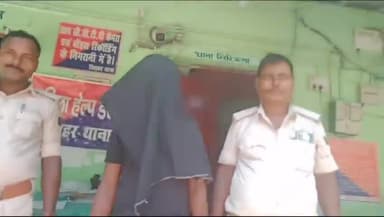 हरलाखी: सोनई चौक के पास से खिरहर पुलिस ने 150 बोतल शराब व बाइक के साथ एक धंधेबाज़ को गिरफ्तार कर न्यायिक हिरासत में भेजा