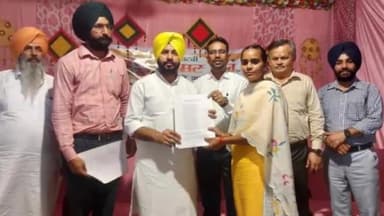 ਨਾਭਾ: ਨਾਭਾ ਬਲਾਕ ਦੀਆਂ ਨਵ ਨਿਯੁਕਤ ਆਂਗਣਵਾੜੀ ਮੁਲਾਜ਼ਮਾਂ ਨੂੰ ਜ਼ਿਲਾ ਯੋਜਨਾ ਬੋਰਡ ਪਟਿਆਲਾ ਦੇ ਚੇਅਰਮੈਨ ਨੇ ਨਿਯੁਕਤੀ ਪੱਤਰ ਦਿੱਤੇ