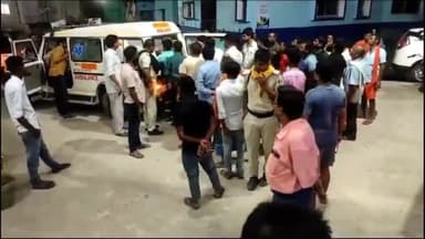 कहरा: बलुआहा पेट्रोल पंप के समीप अज्ञात चार चक्का वाहन चालक ने बाइक सवार भाई बहन को रौंदा। भाई की हुई मौत बहन बुरी तरह जख्मी।