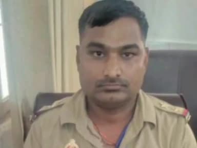 DCP ने घूस लेते गिरफ्तार मड़ौली चौकी प्रभारी दरोगा अजय यादव को किया निलंबित, भेजा गया जेल