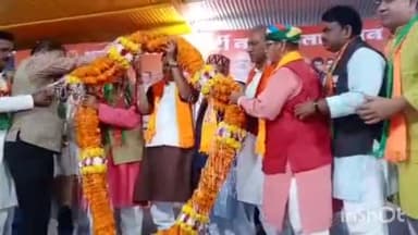 देवास रोड पर भाजपा नेता जयभान सिंह पवैया ने जन आशीर्वाद यात्रा को किया संबोधित, देर रात तक चला आयोजन