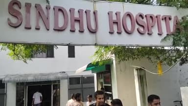 जगाधरी: संतथामस स्कूल में सीनियर बच्चों ने जूनियर बच्चे को झूले से गिराया दोनो टाँगे टूटी पुलिस को दी षिकायत