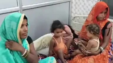 रीगा: चोटाही में अभियुक्त को गिरफ्तार करने गई पुलिस ने नाबालिग लड़की को पीटा, सदर अस्पताल में कराया गया भर्ती