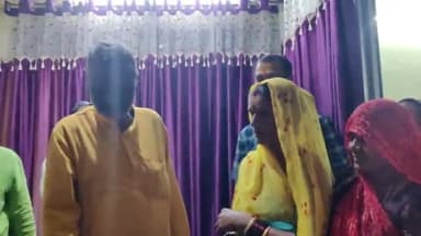 टीकमगढ़: विधायक के राजमहल स्थित निवास पर पहुंचे दैनिक वेतन भोगी श्रमिक, समस्याओं के निराकरण हेतु विधायक राकेश गिरी को दिया आवेदन