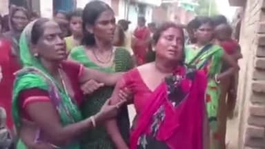 रामगढ़ चौक: शिवनगर बिल्लो मुख्य सड़क पर अज्ञात वाहन की चपेट में आने से इलाज के लिए ले जाने के क्रम में रास्ते में हुई युवक की मौत