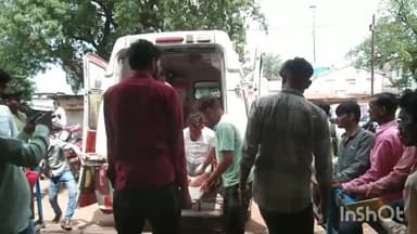 बटियागढ़: थाना क्षेत्र अंतर्गत बटियागढ़ दमोह मार्ग बांके बिहारी ढावा के पास खड़े ट्रक में टकराई बाइक,एक व्यक्ति गंभीर घायल