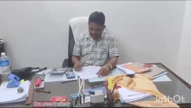 गुना: आबकारी विभाग गुना में जप्त राजसात वाहनो की डिप्टी कलेक्टर की मौजूदगी में हुई नीलामी, 2,85,269 रुपए का राजस्व हुआ प्राप्त